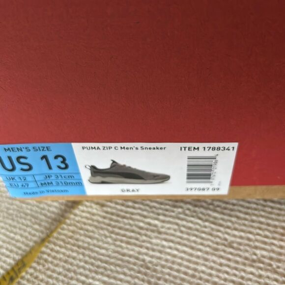 PUMA Men's Zip C Sneaker Rubber Outsole Soft Foam, Grey, NWT, size 13 - Picture 9 of 9